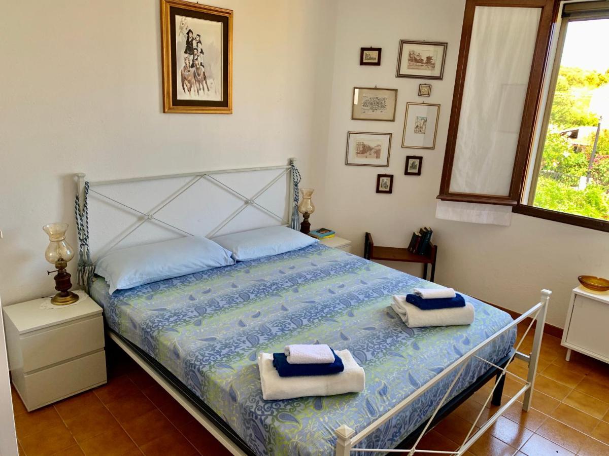Casa Vacanze 'Sa Corbula' Porto Columbu - Perd'E Sali Экстерьер фото