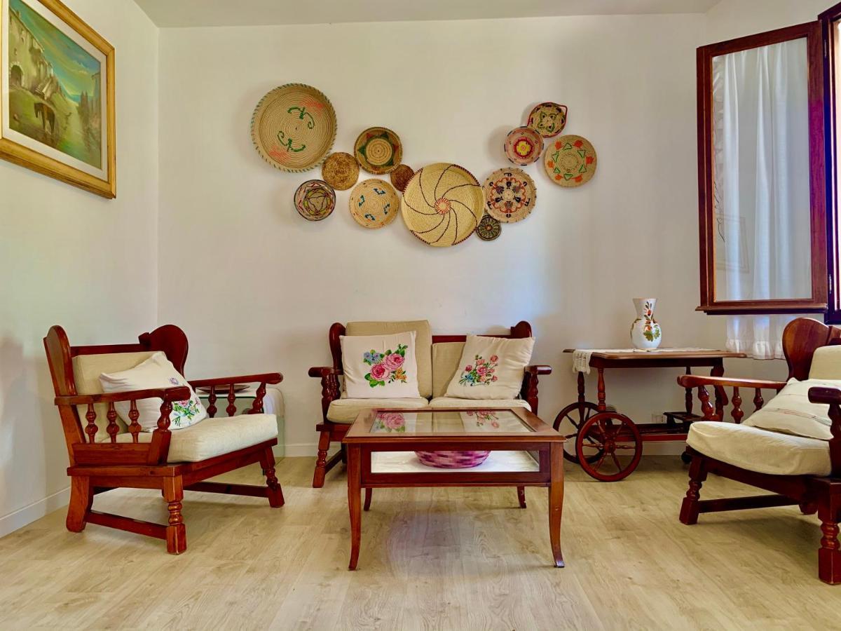Casa Vacanze 'Sa Corbula' Porto Columbu - Perd'E Sali Экстерьер фото
